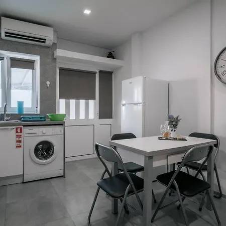 Bonjardim In Center Apartment *